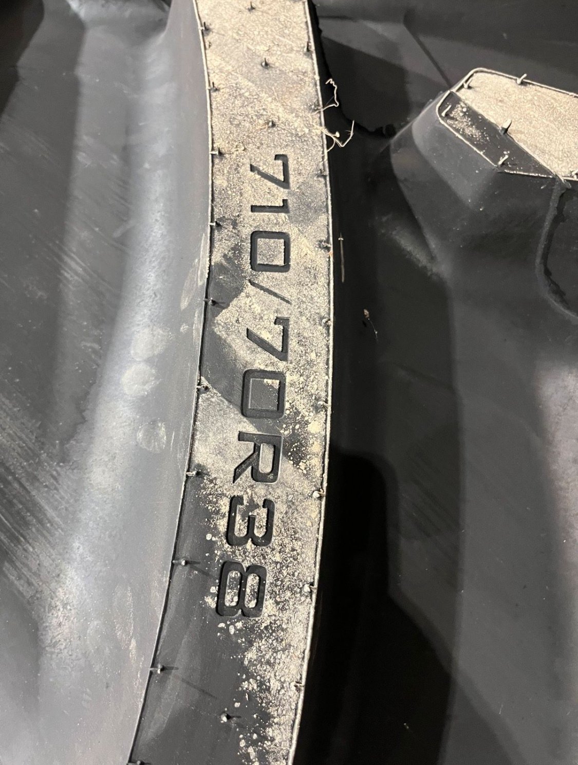 Reifen van het type Ceat 710 70 R38, Neumaschine in Bruckberg (Foto 18)