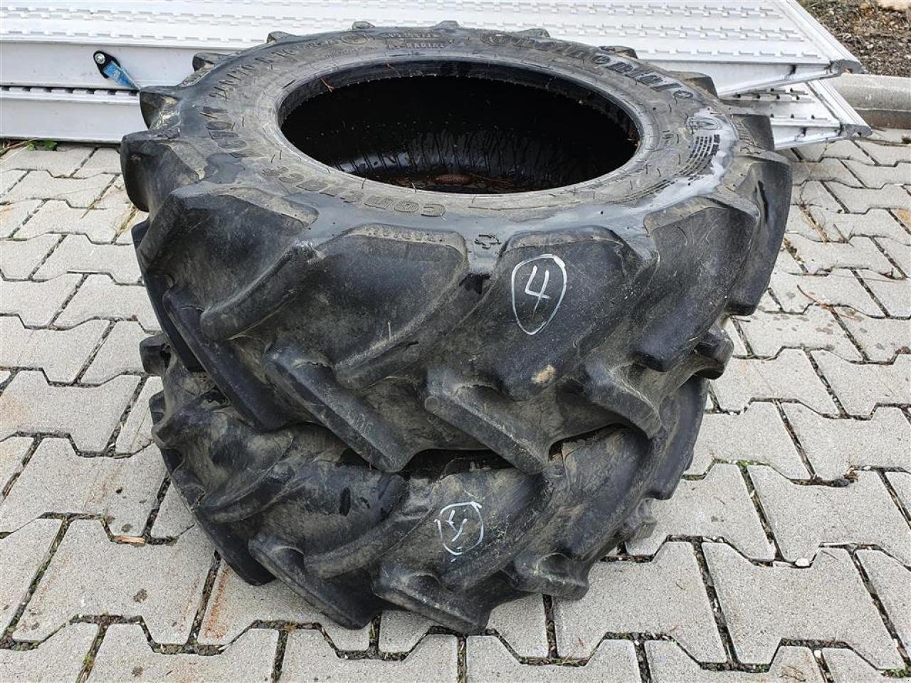Reifen des Typs Continental 240/70R16 x2, Gebrauchtmaschine in Zweibrücken (Bild 2)