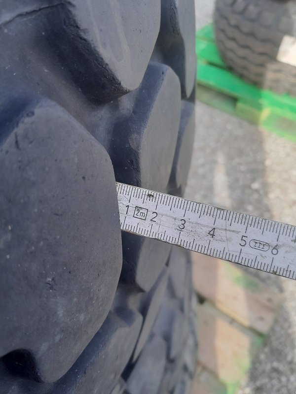 Reifen des Typs Continental 365/80 R 20 MPT 81, gebraucht in Peiting (Bild 2)