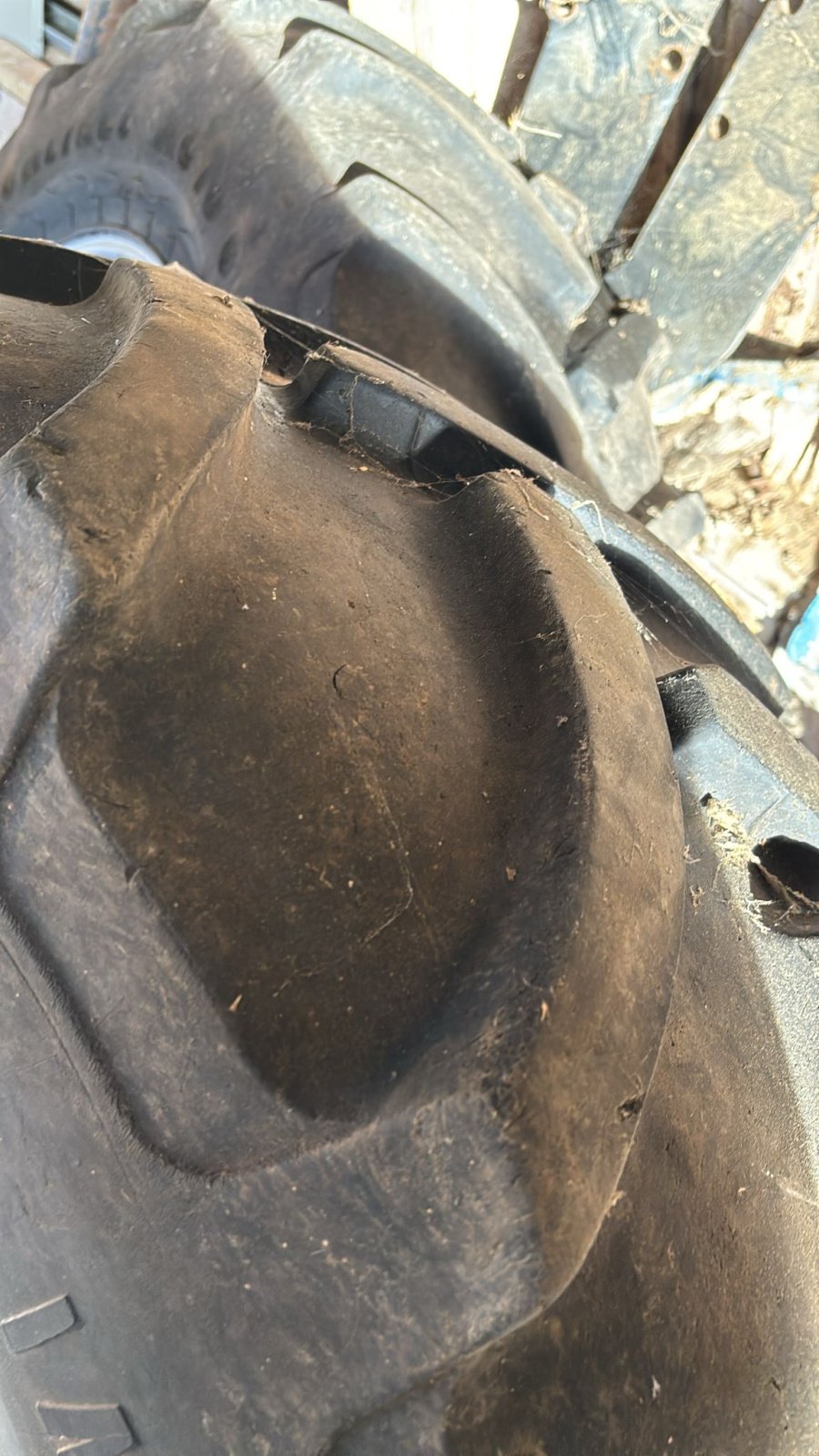 Reifen του τύπου Continental 460/70R24 mit Felge 2x Mähdrescherreifen, Gebrauchtmaschine σε Beilngries (Φωτογραφία 4)