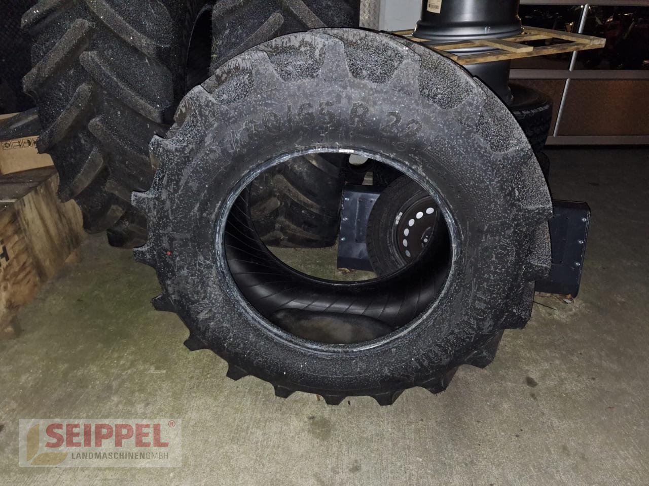 Reifen del tipo Continental 480/65R28 139A8/136D DA, Neumaschine en Groß-Umstadt (Imagen 2)