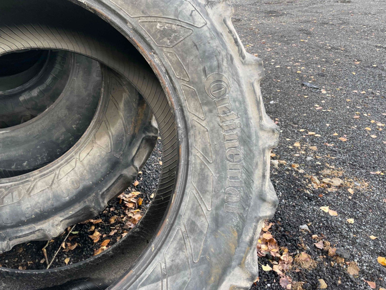 Reifen des Typs Continental 600/65R38, Gebrauchtmaschine in LA SOUTERRAINE (Bild 4)