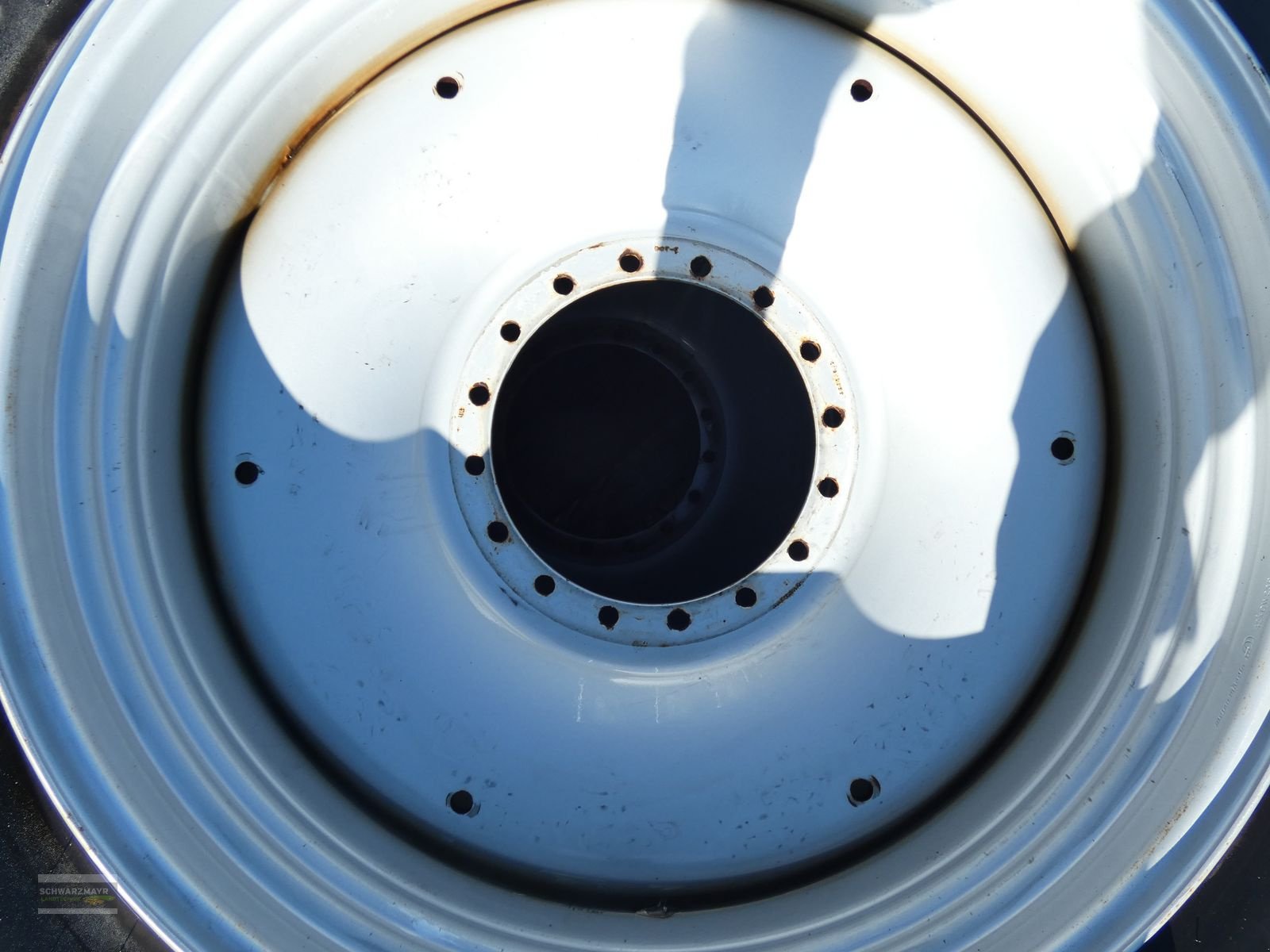 Reifen des Typs Continental 710/70R42, Vorführmaschine in Aurolzmünster (Bild 11)