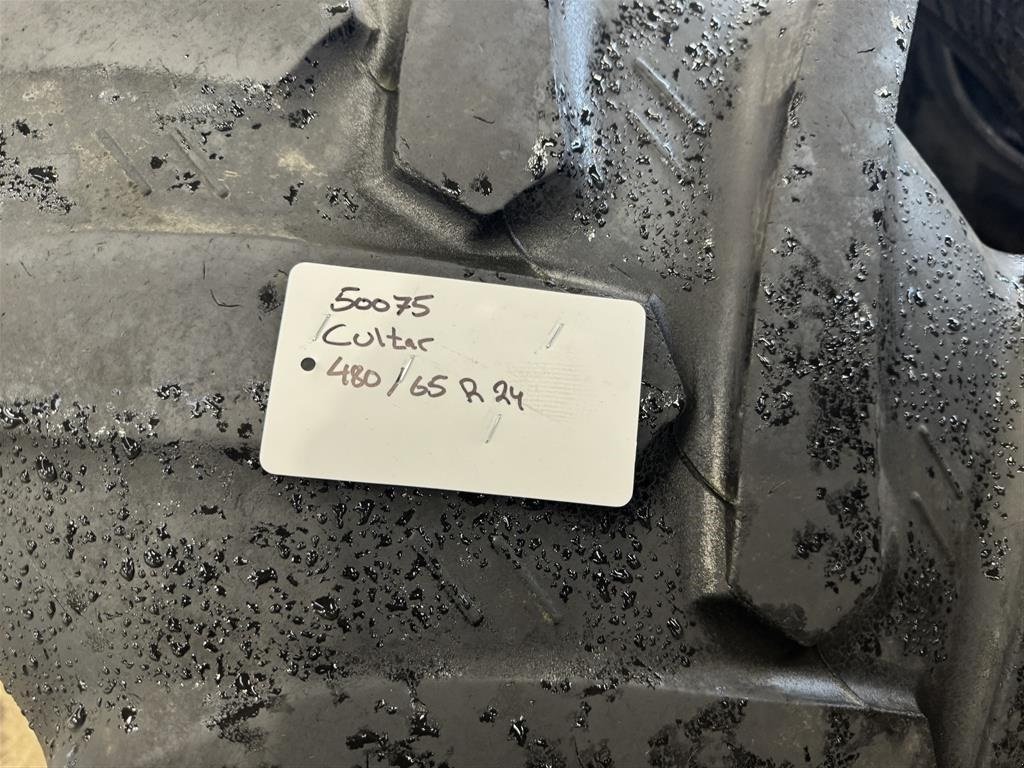 Reifen des Typs Cultor 480/65R24, Gebrauchtmaschine in Haderup (Bild 2)