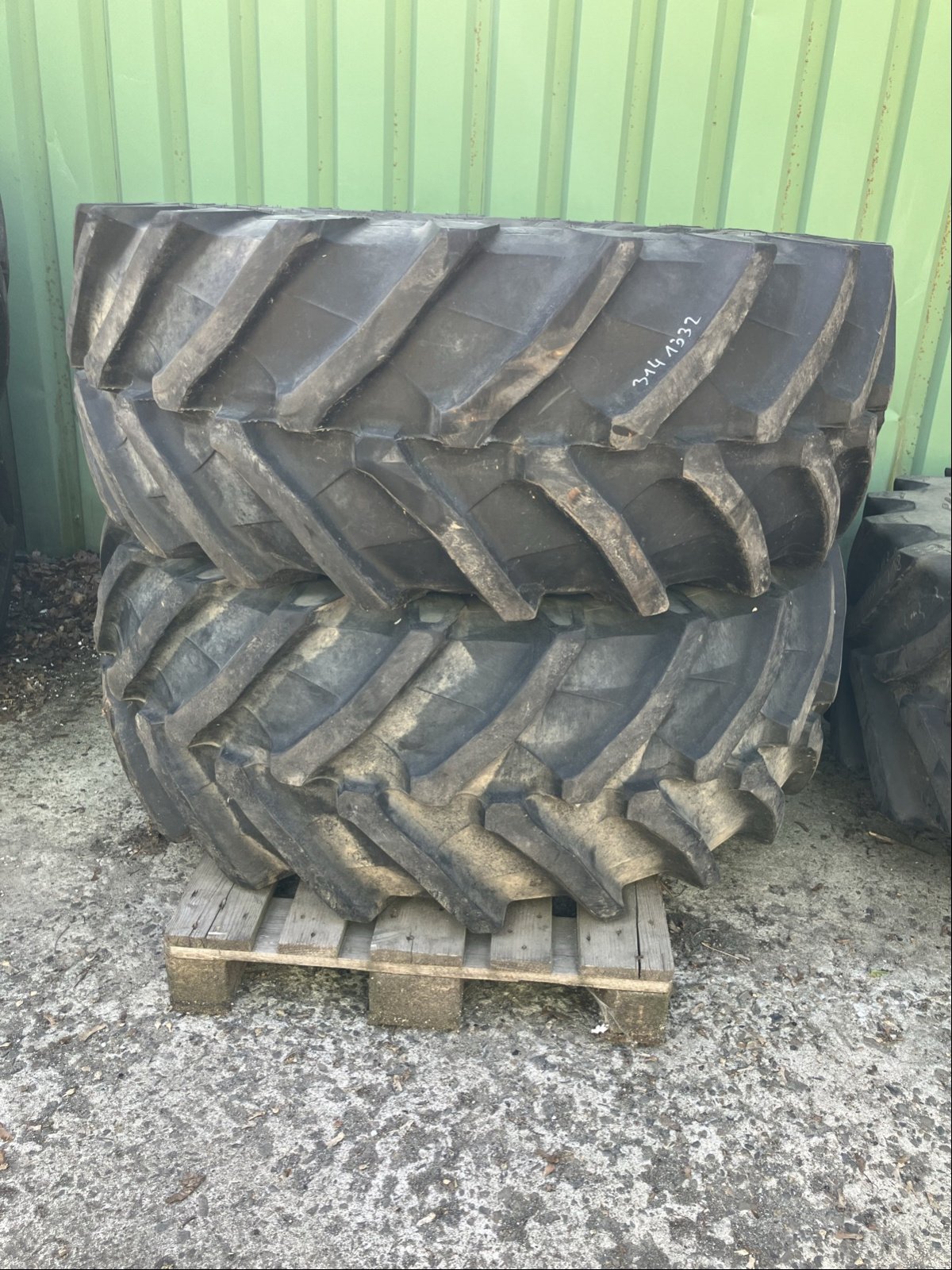 Reifen des Typs Fendt 2x Komplettrad 540/65R30 TB, Gebrauchtmaschine in Wittingen (Bild 1)