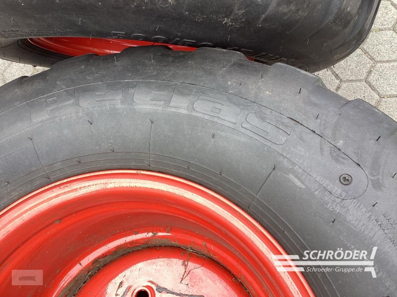 Reifen des Typs Fendt KOMPLETTRÄDER 500/50 R17 (FENDT FORMER), Gebrauchtmaschine in Norden (Bild 4)