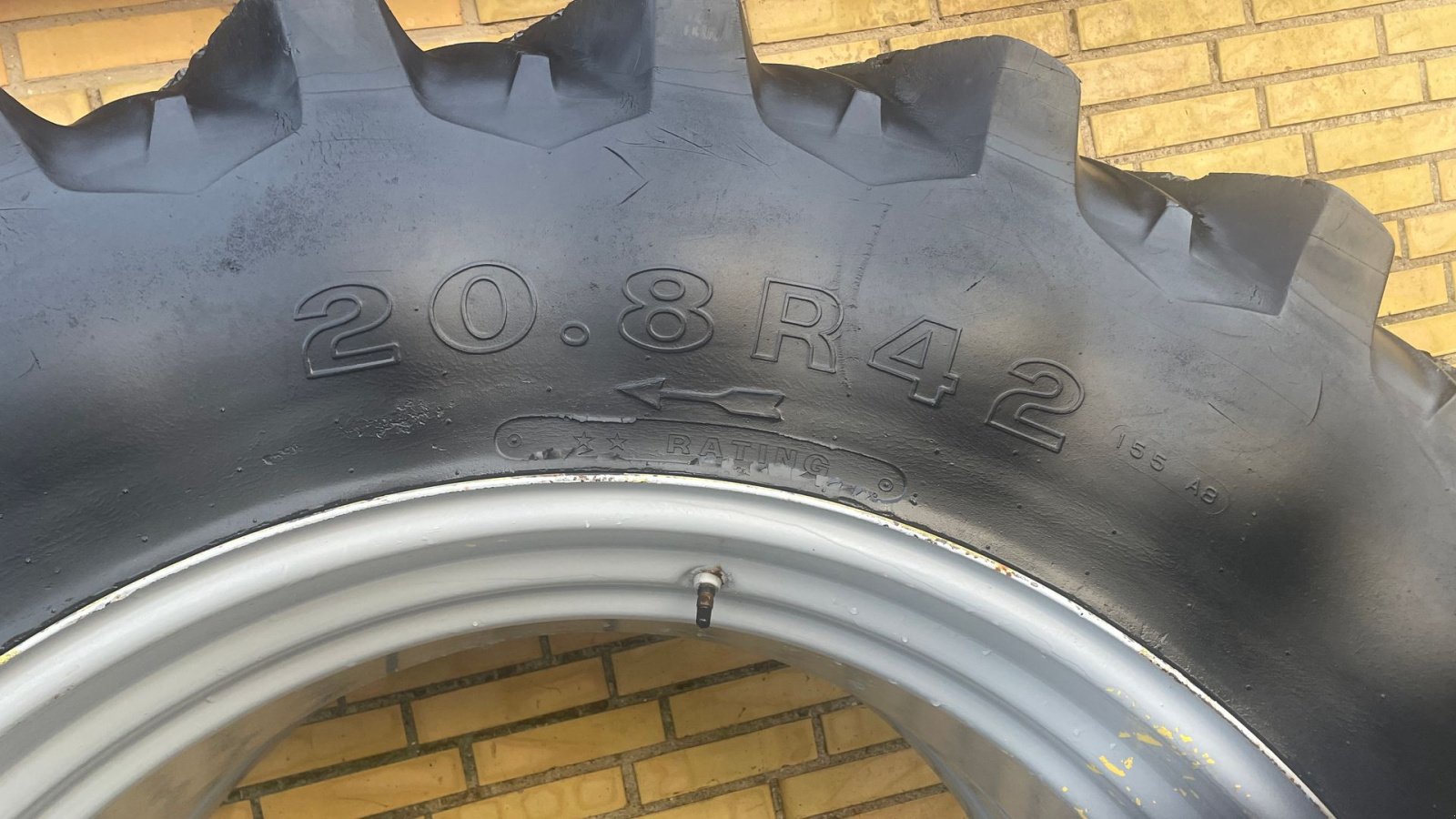 Reifen tip Firestone 20.8-42, Gebrauchtmaschine in Slagelse (Poză 4)