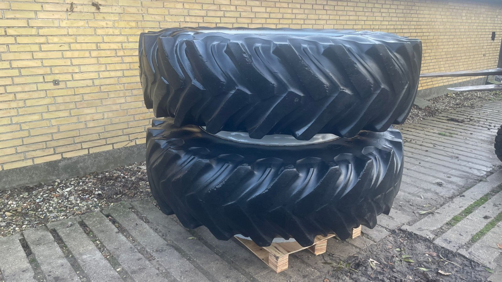 Reifen tip Firestone 20.8-42, Gebrauchtmaschine in Slagelse (Poză 1)