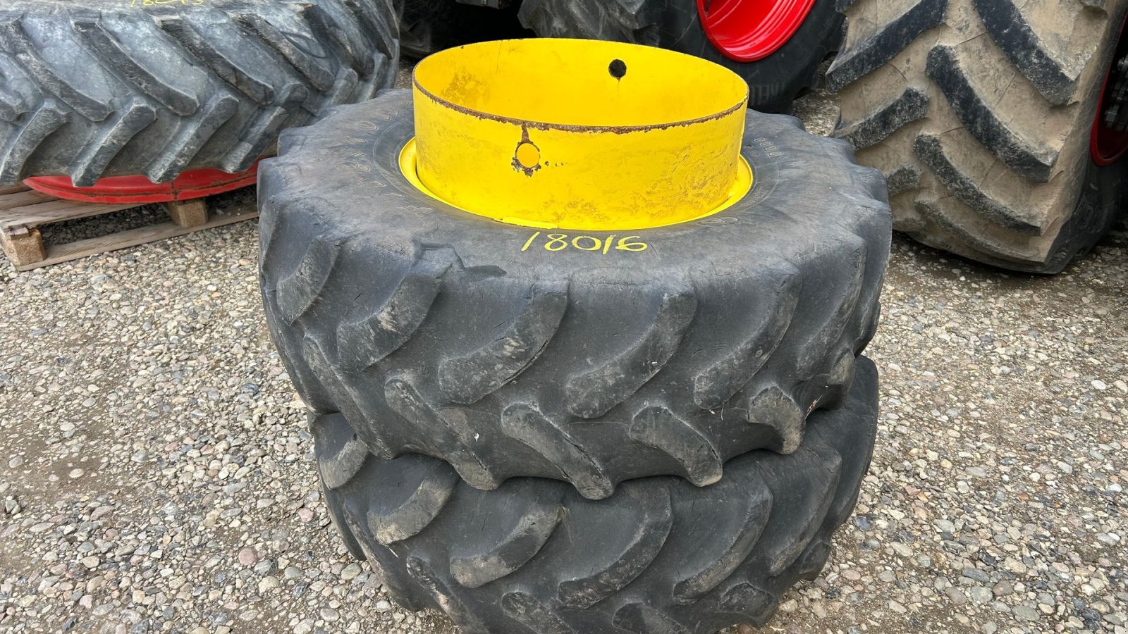 Reifen typu Firestone 380/85R24-24, Gebrauchtmaschine v Rødekro (Obrázek 1)