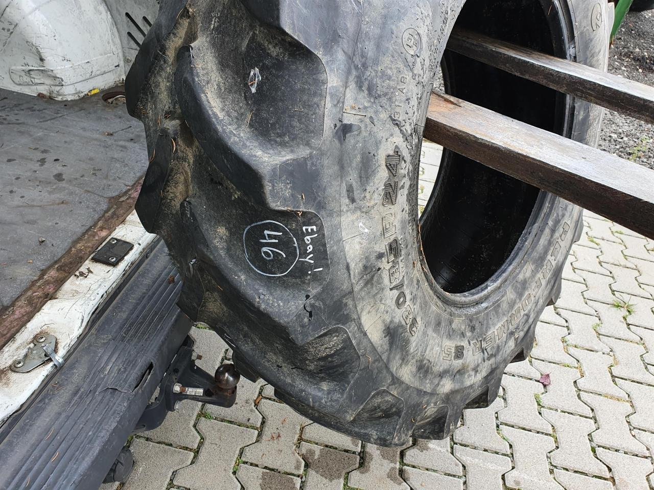 Reifen des Typs Firestone 380/85R24, Gebrauchtmaschine in Zweibrücken (Bild 3)