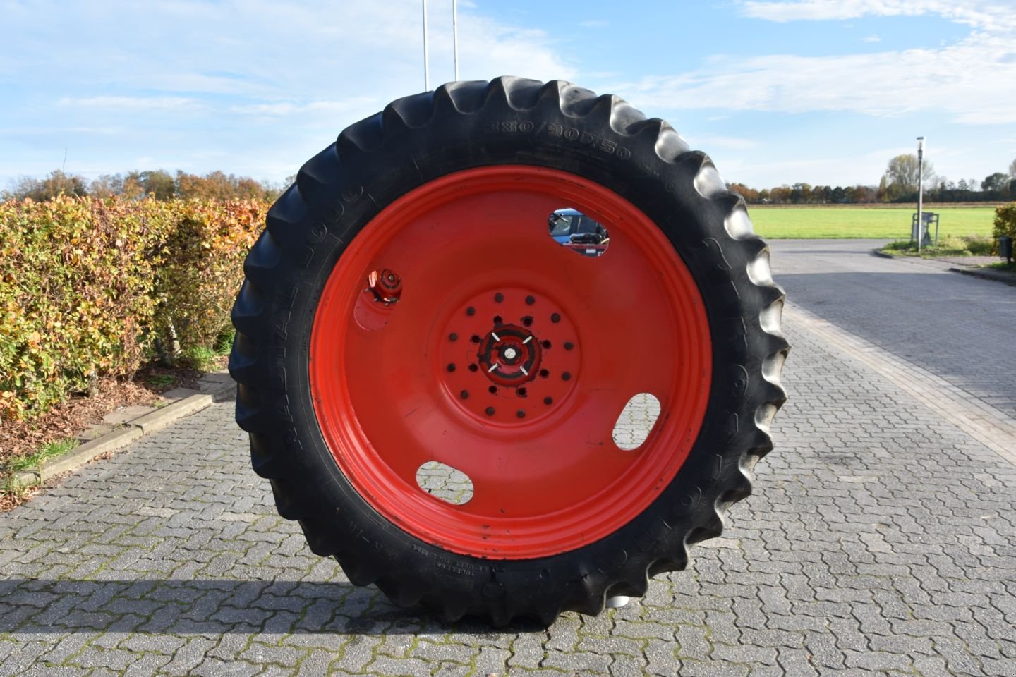 Reifen типа Firestone 380/90R50, Gebrauchtmaschine в Kamperveen (Фотография 5)