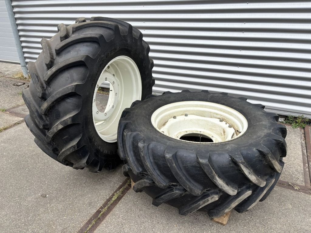 Reifen des Typs Firestone Maxi Traction 65, Gebrauchtmaschine in Wierden (Bild 1)