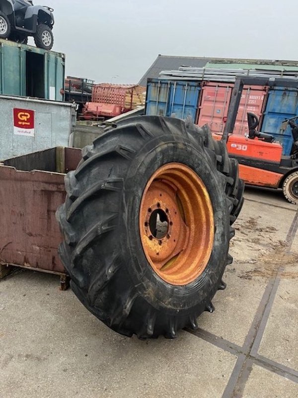 Reifen des Typs Galaxy 18.4 R30, Gebrauchtmaschine in Callantsoog (Bild 6)