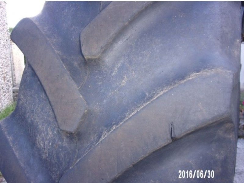 Reifen du type Good Year Agri, Gebrauchtmaschine en Montpellier (Photo 1)
