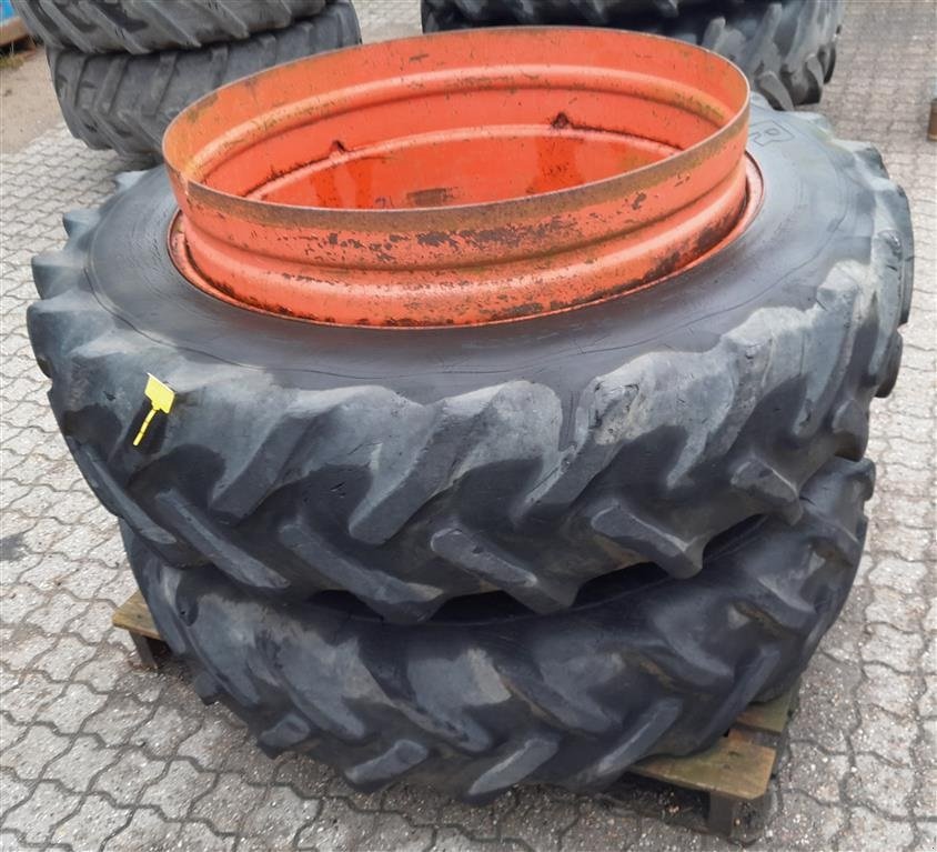 Reifen des Typs GoodYear 13,6 R38, Gebrauchtmaschine in Horsens (Bild 1)