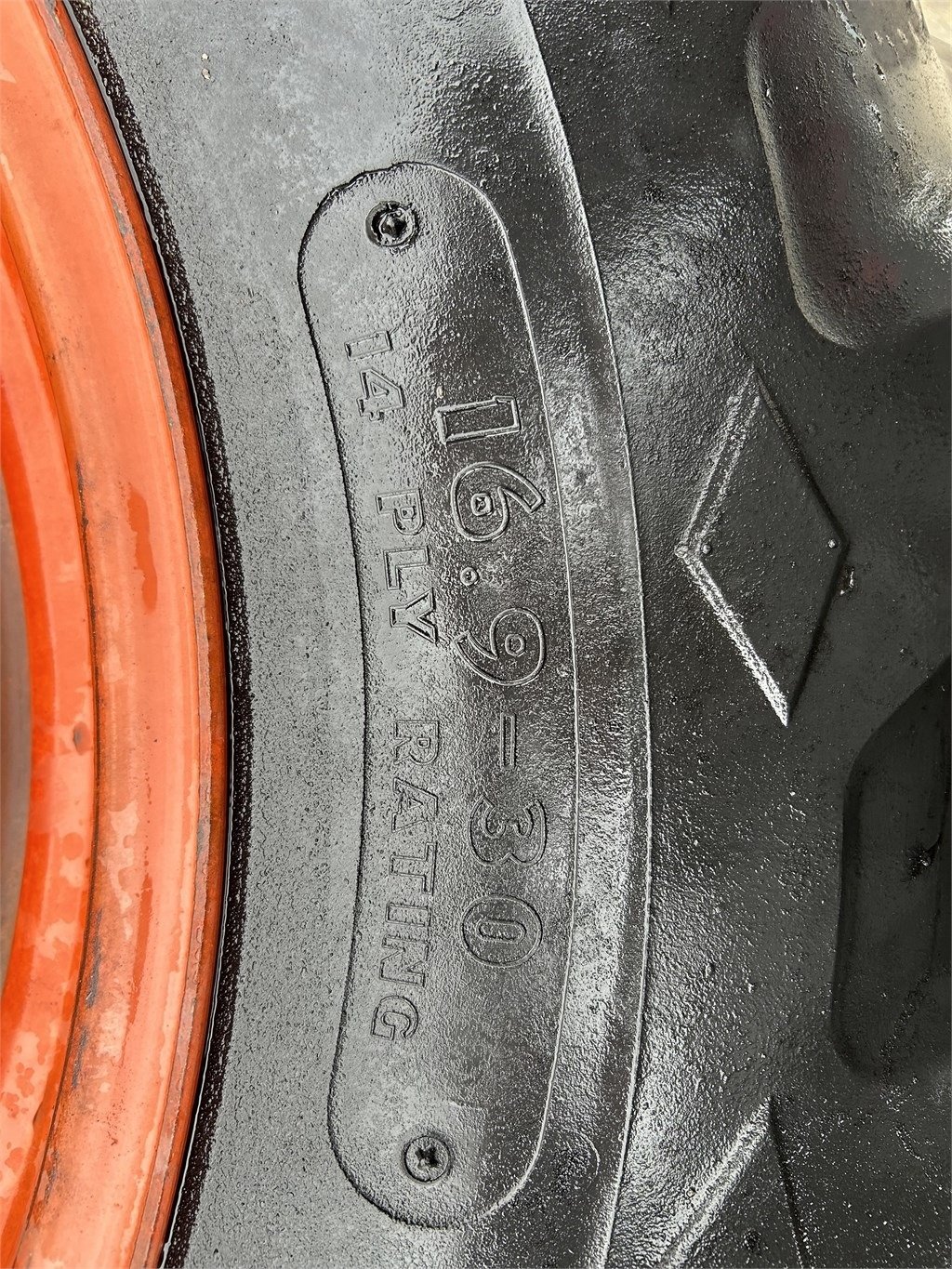 Reifen typu GoodYear 16,9-30, Gebrauchtmaschine v Hinnerup (Obrázek 1)