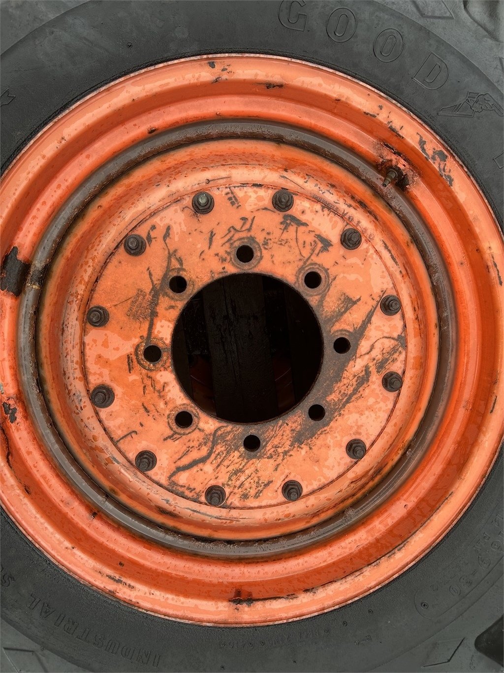 Reifen typu GoodYear 16,9-30, Gebrauchtmaschine v Hinnerup (Obrázek 2)