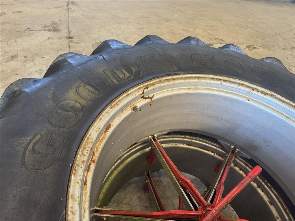 Reifen des Typs GoodYear 18.4-38, Gebrauchtmaschine in Haderup (Bild 5)