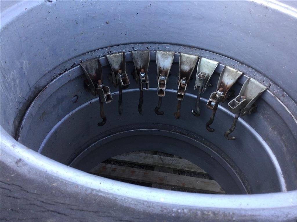 Reifen des Typs GoodYear 18.4 R38 Med låse, Gebrauchtmaschine in Aulum (Bild 3)
