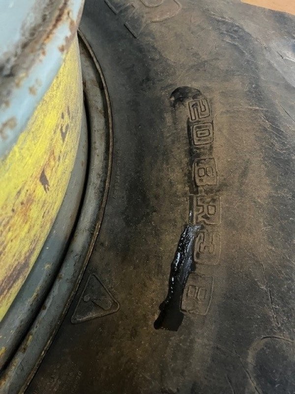 Reifen typu GoodYear 20,8x38 - 19,6x28, Gebrauchtmaschine v Sakskøbing (Obrázek 4)