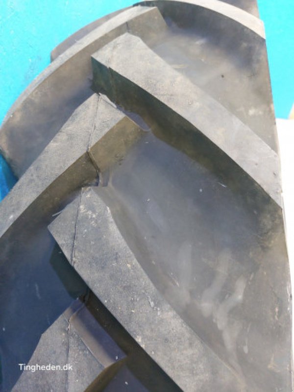 Reifen типа GoodYear 28"   14.9/13-28, Gebrauchtmaschine в Hemmet (Фотография 5)
