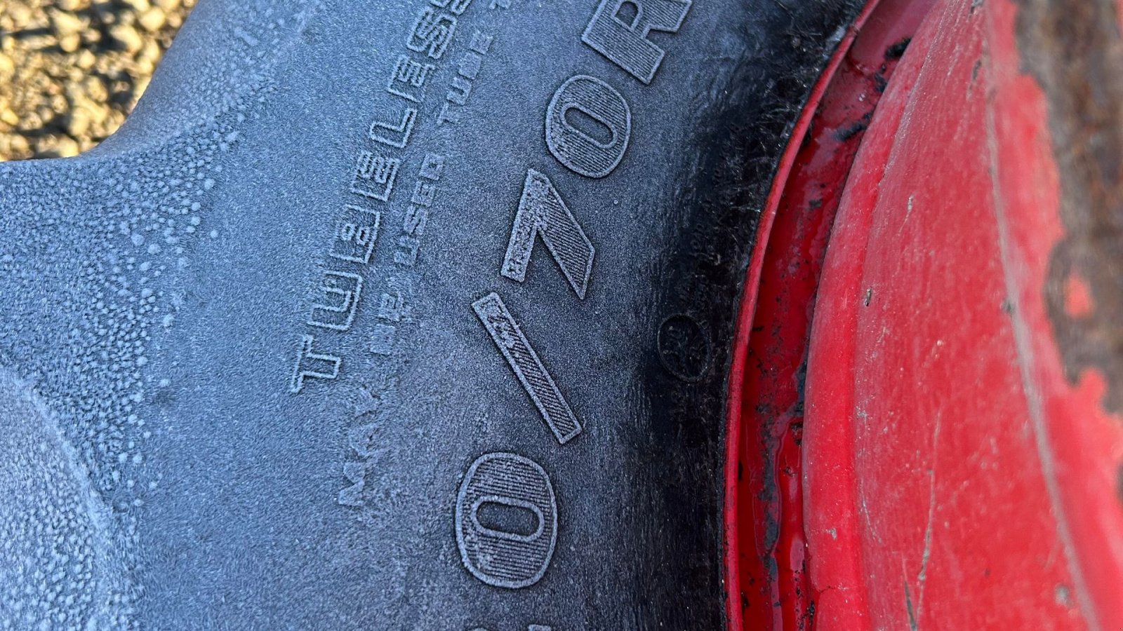 Reifen des Typs GoodYear 420/70R28-28, Gebrauchtmaschine in Rødekro (Bild 4)