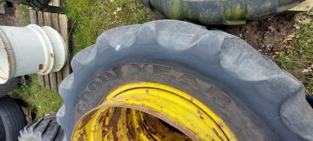 Reifen des Typs GoodYear 420/70R28 gul, Gebrauchtmaschine in Tinglev (Bild 2)