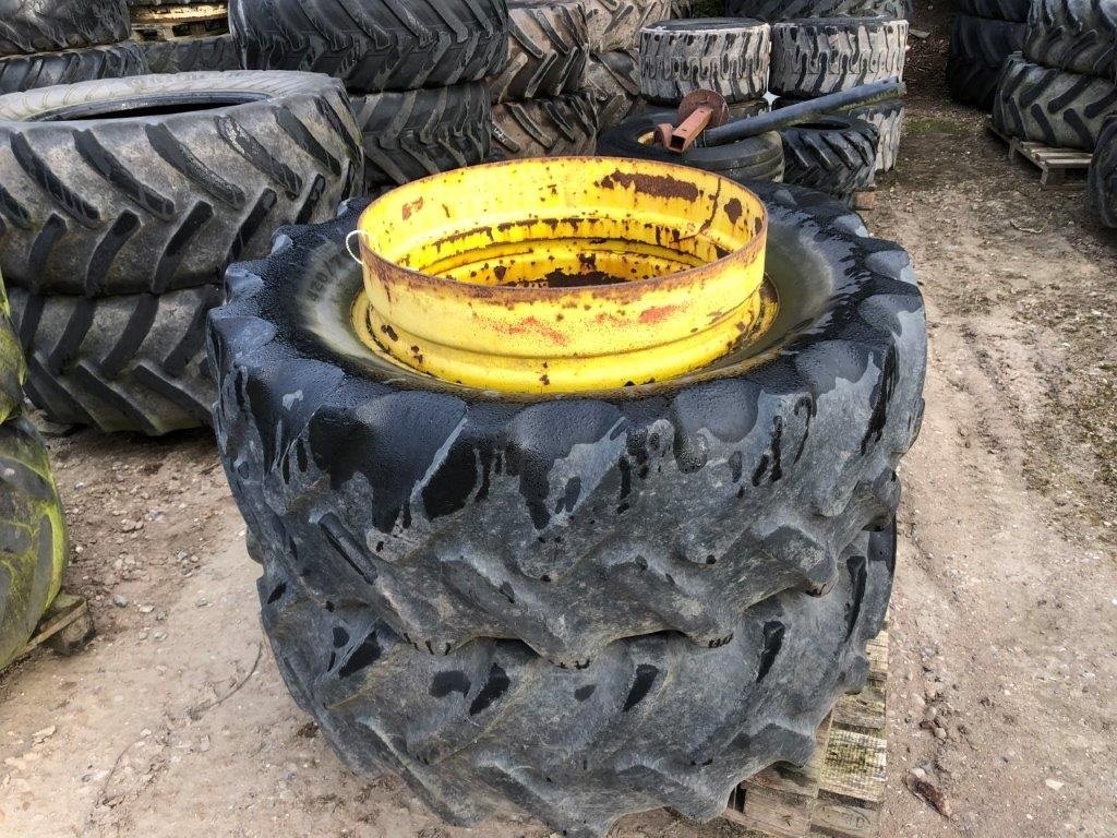 Reifen des Typs GoodYear 420/70R28 gul, Gebrauchtmaschine in Tinglev (Bild 1)