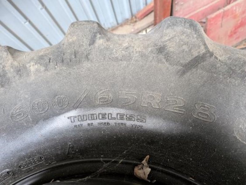 Reifen des Typs GoodYear 710/70R38 TVILLINGHJUL M,LÅSE Nymalet Komplet sæt med front TWhjul 600/65-28, Gebrauchtmaschine in Løgstør (Bild 7)