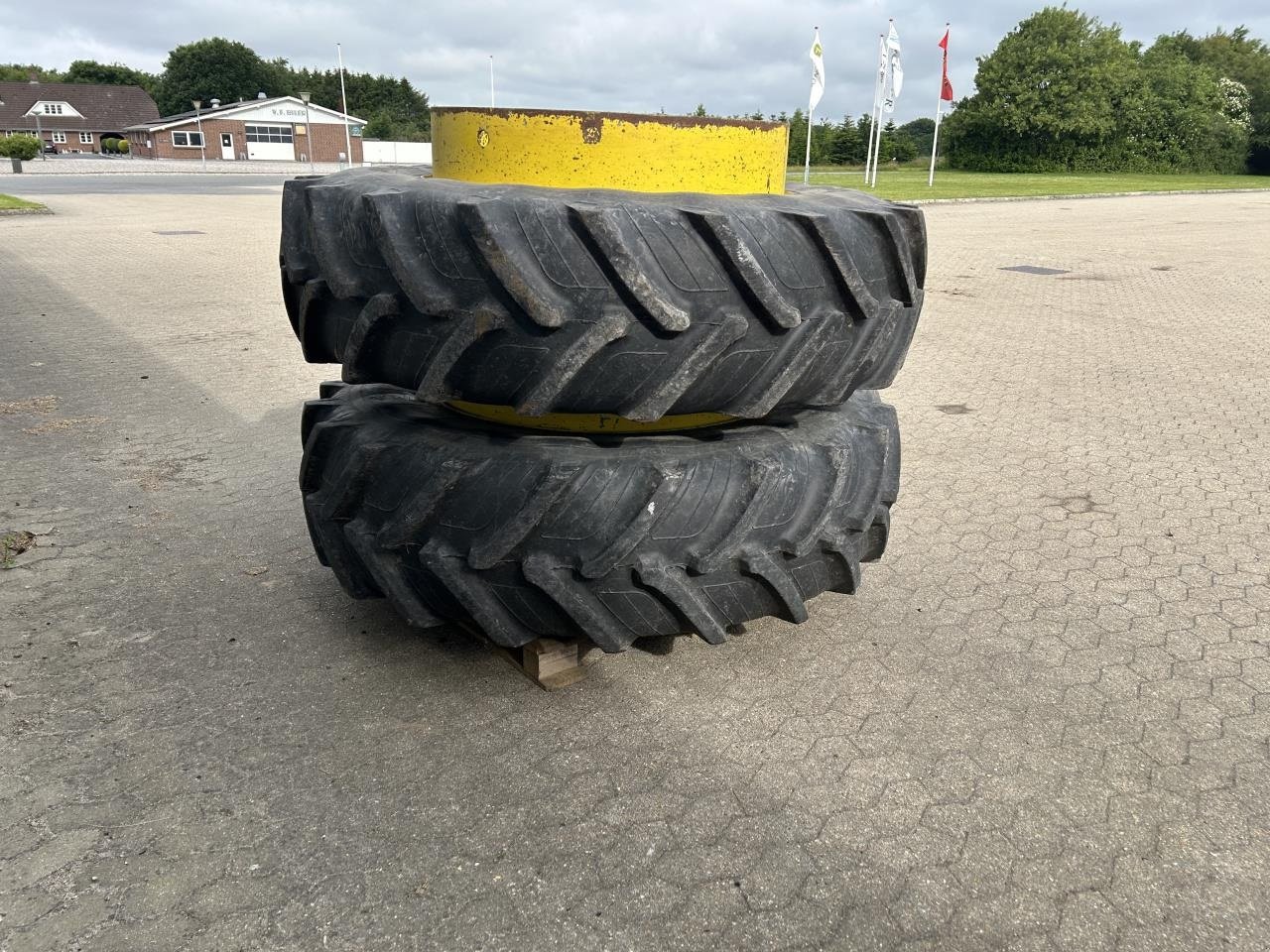 Reifen typu John Deere 20.8R42, Gebrauchtmaschine v Bramming (Obrázek 5)