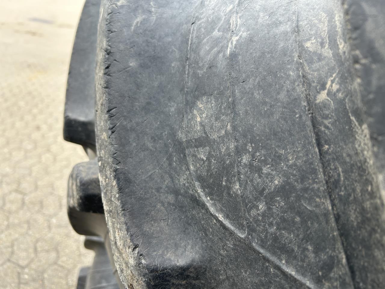 Reifen typu John Deere 20.8R42, Gebrauchtmaschine v Bramming (Obrázek 3)