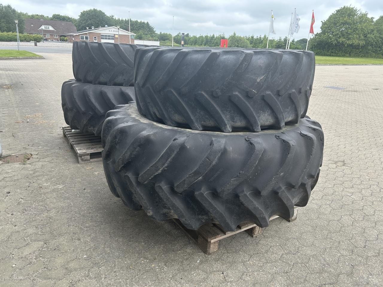Reifen typu John Deere 540/65R30 650/65R38, Gebrauchtmaschine v Bramming (Obrázek 4)