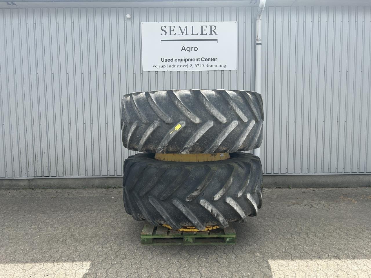 Reifen des Typs John Deere 710/70R42, Gebrauchtmaschine in Bramming (Bild 1)