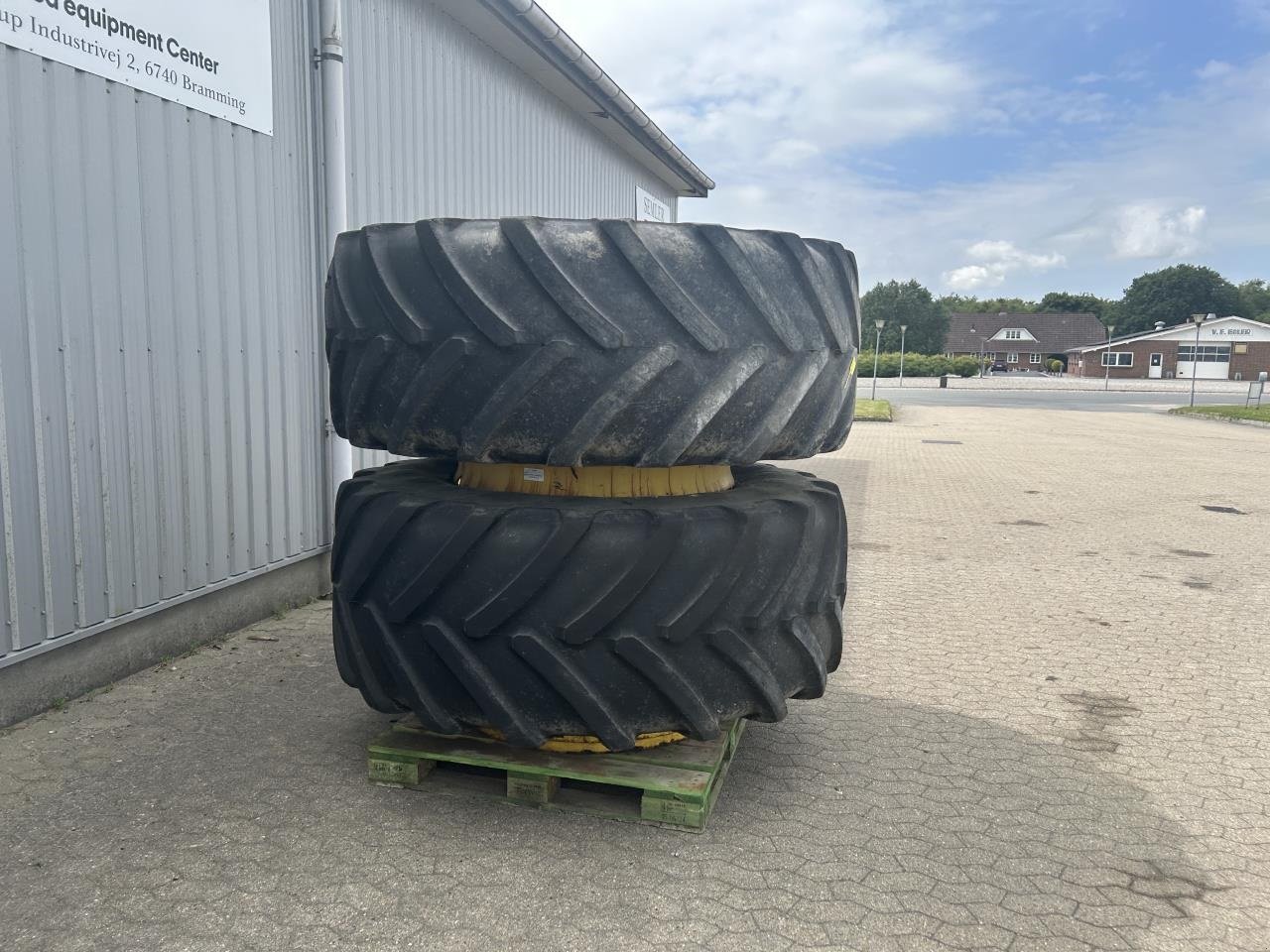 Reifen des Typs John Deere 710/70R42, Gebrauchtmaschine in Bramming (Bild 4)