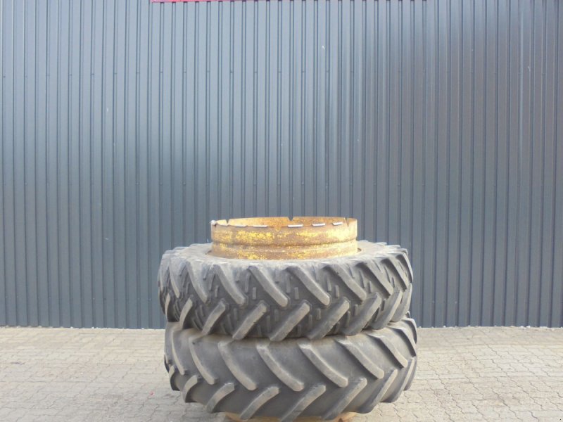 Reifen du type Kleber 16.9-38, Gebrauchtmaschine en Ribe (Photo 1)