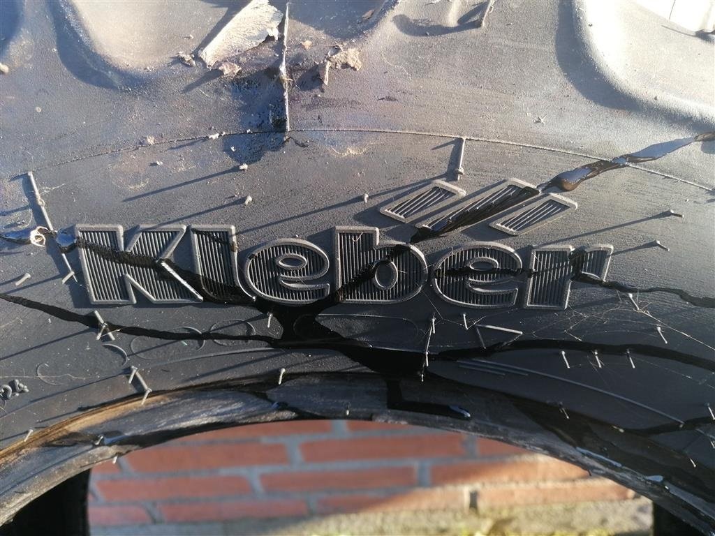 Reifen tip Kleber 300/70R20, Gebrauchtmaschine in Roskilde (Poză 5)