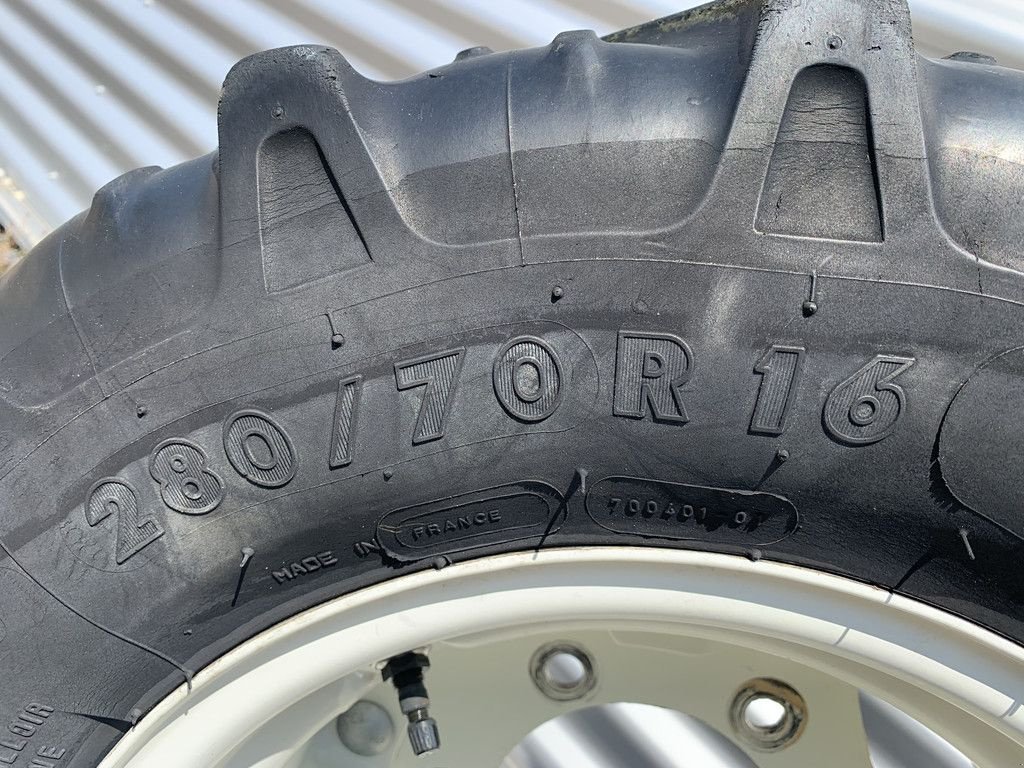 Reifen des Typs Kleber Band, Gebrauchtmaschine in Wierden (Bild 4)