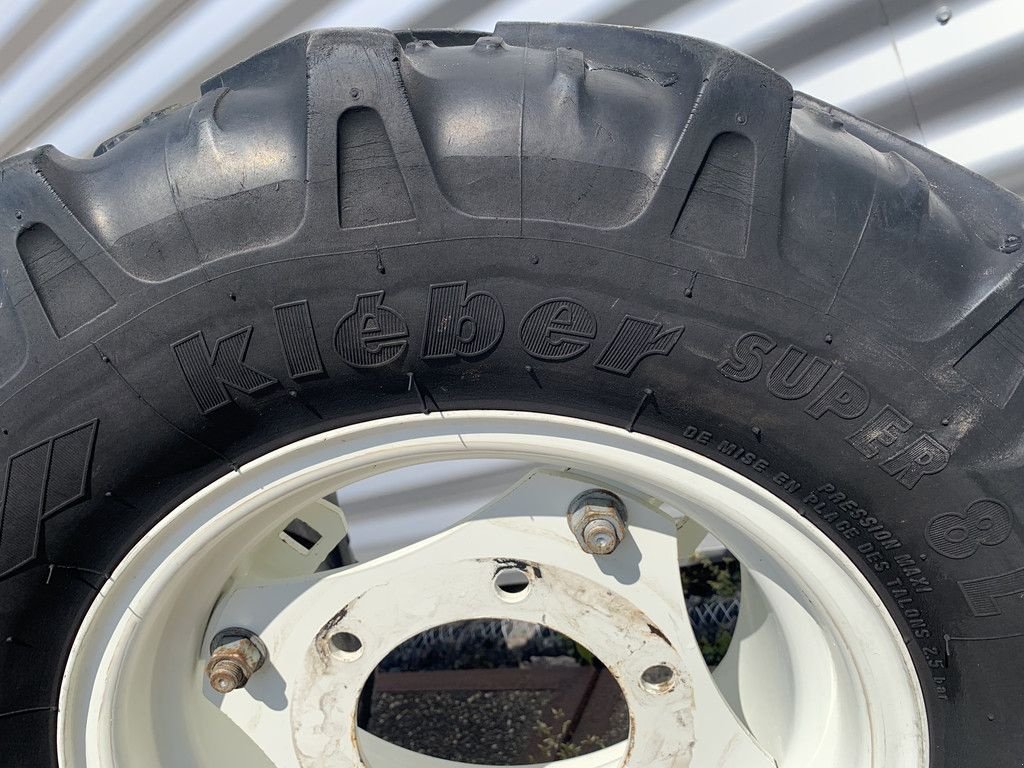 Reifen des Typs Kleber Band, Gebrauchtmaschine in Wierden (Bild 2)