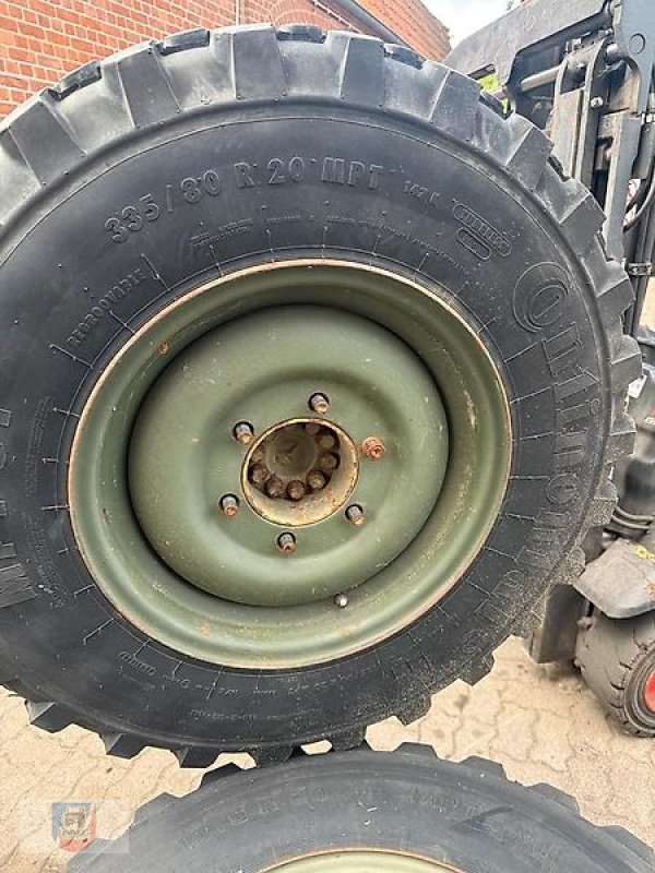 Reifen des Typs Mercedes-Benz Räder 12.5r20 335/80R20 Conti Pirelli, Gebrauchtmaschine in Fitzen (Bild 3)