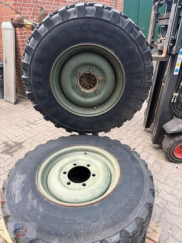 Reifen des Typs Mercedes-Benz Räder 12.5r20 335/80R20 Conti Pirelli, Gebrauchtmaschine in Fitzen (Bild 1)