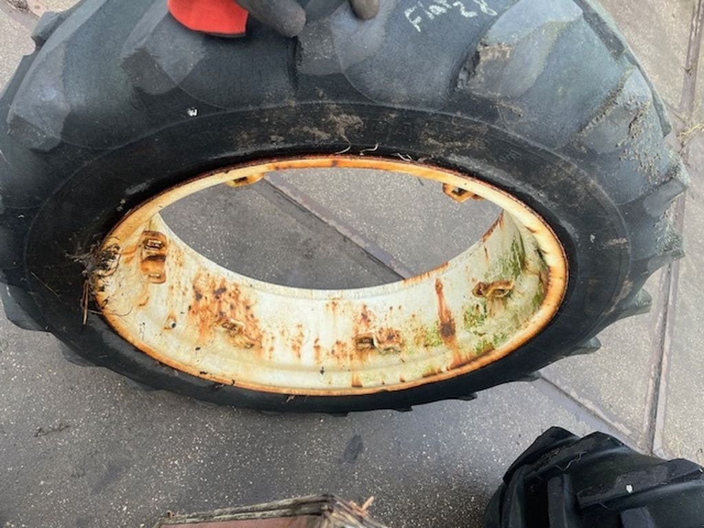 Reifen tipa Michelin 11.2 R28, Gebrauchtmaschine u Callantsoog (Slika 6)