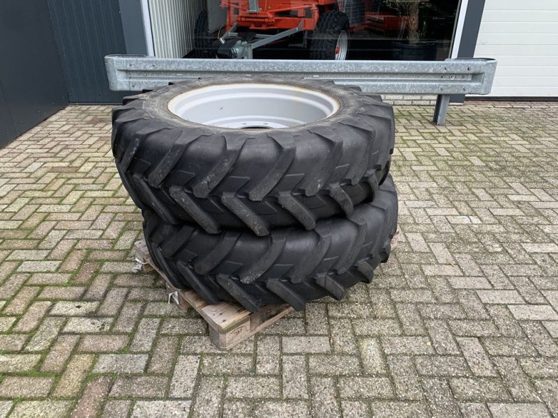 Reifen tip Michelin 13.6R28 AGRIBIB, Gebrauchtmaschine in MARIENHEEM (Poză 1)