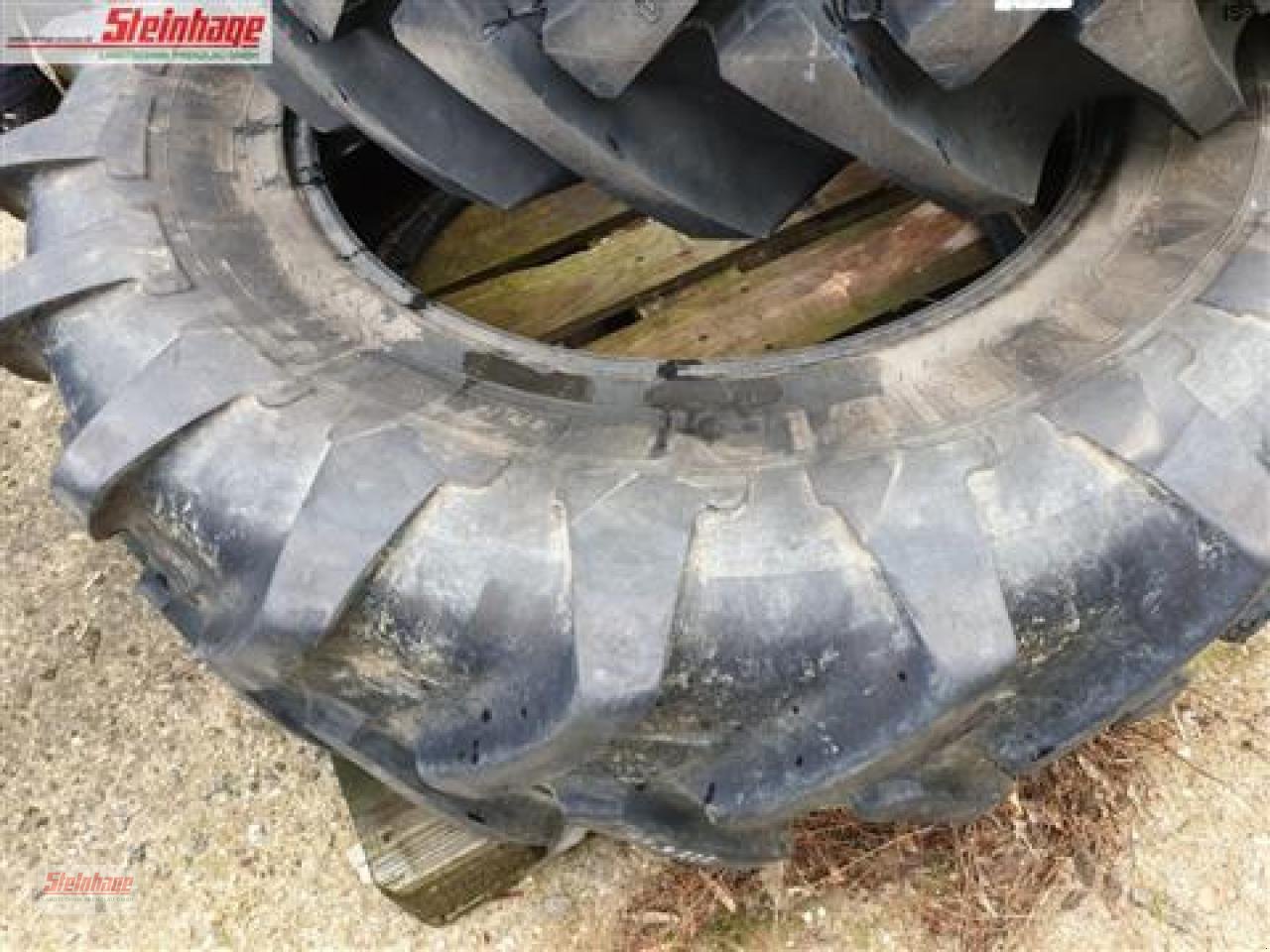 Reifen tip Michelin 14.9R28, Gebrauchtmaschine in Rollwitz (Poză 2)