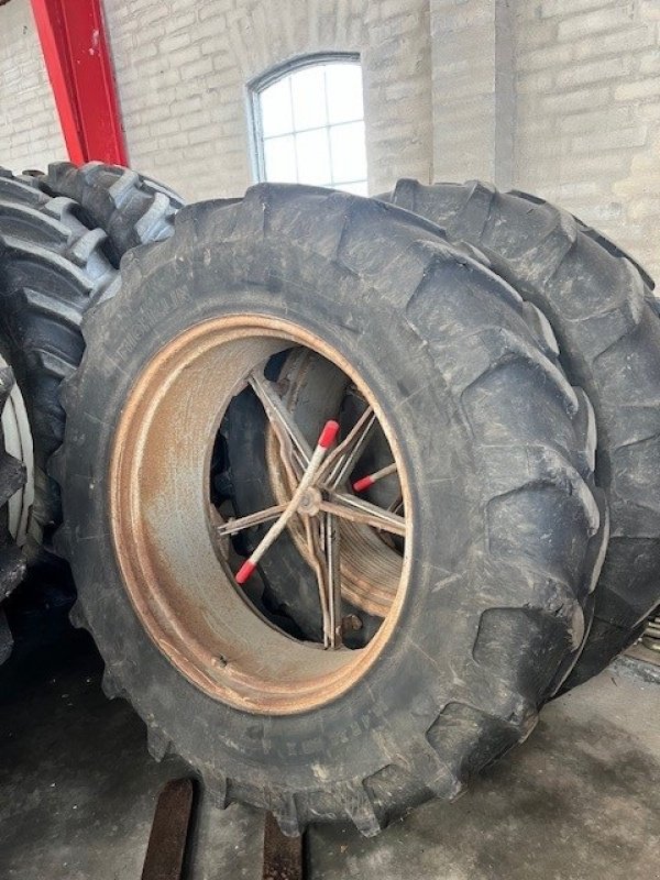 Reifen des Typs Michelin 18,4R38, Gebrauchtmaschine in Aabenraa (Bild 2)