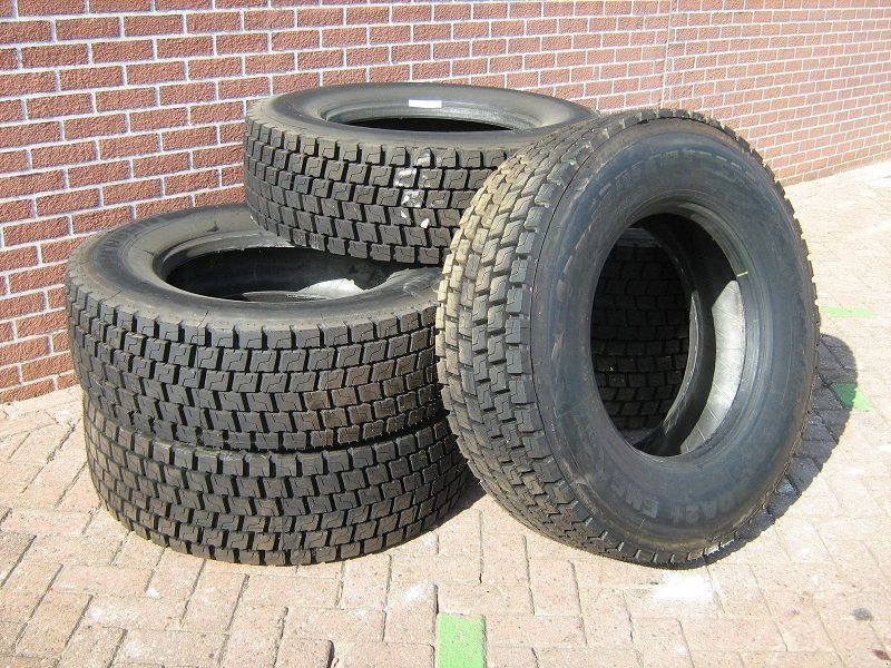 Reifen van het type Michelin 315/70R22.5, Gebrauchtmaschine in Barneveld (Foto 1)