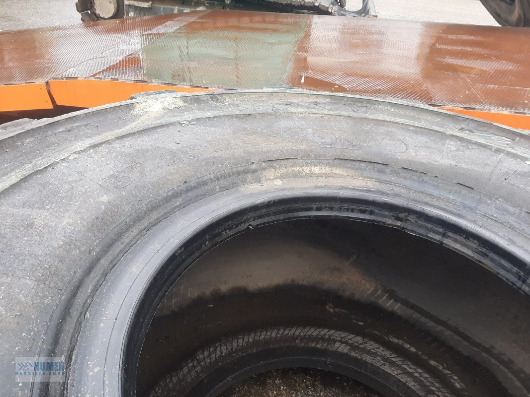 Reifen des Typs Michelin 37.25R35 XTS, Neumaschine in Vorchdorf (Bild 10)