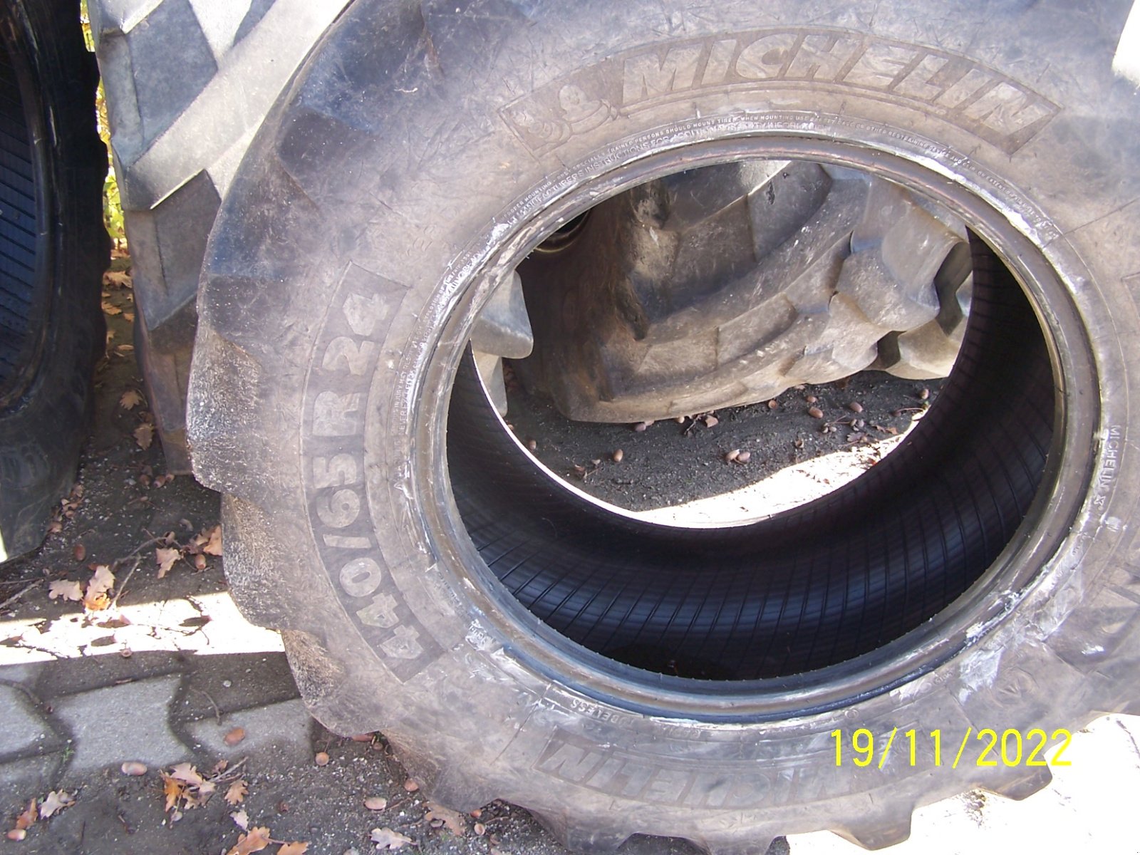 Reifen des Typs Michelin 440/65 R24, Gebrauchtmaschine in Murnau (Bild 3)