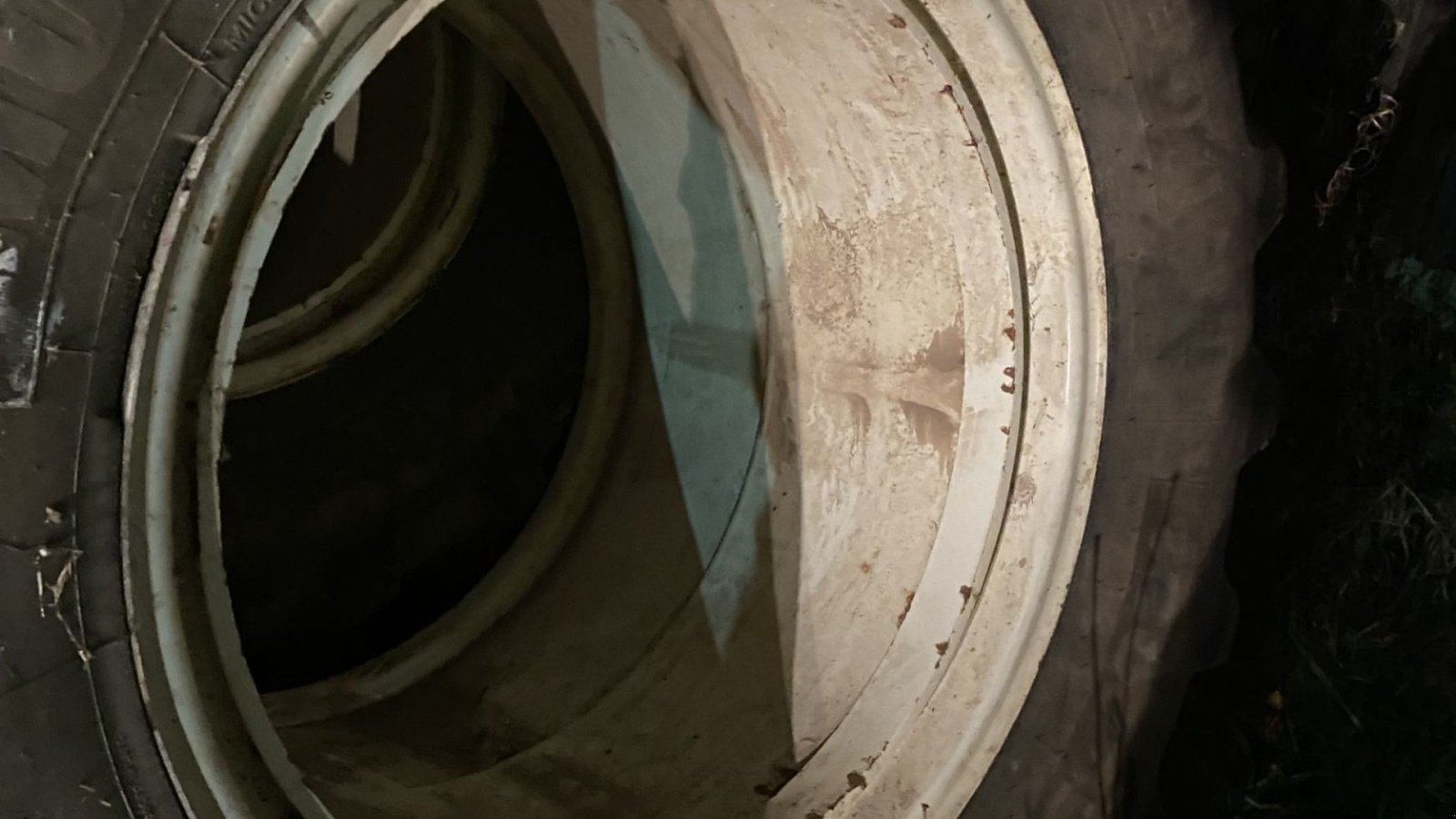 Reifen des Typs Michelin 480/65R28, Gebrauchtmaschine in øster ulslev (Bild 3)