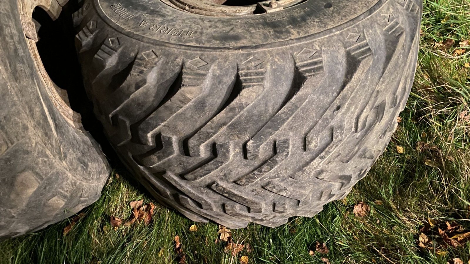 Reifen tipa Michelin 48x3100-20, Gebrauchtmaschine u øster ulslev (Slika 3)