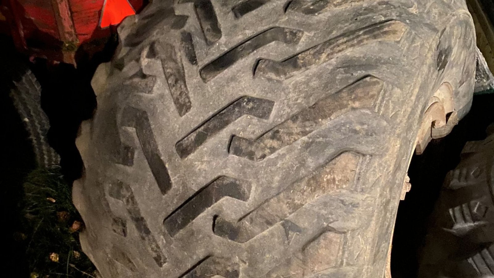 Reifen tipa Michelin 48x3100-20, Gebrauchtmaschine u øster ulslev (Slika 2)